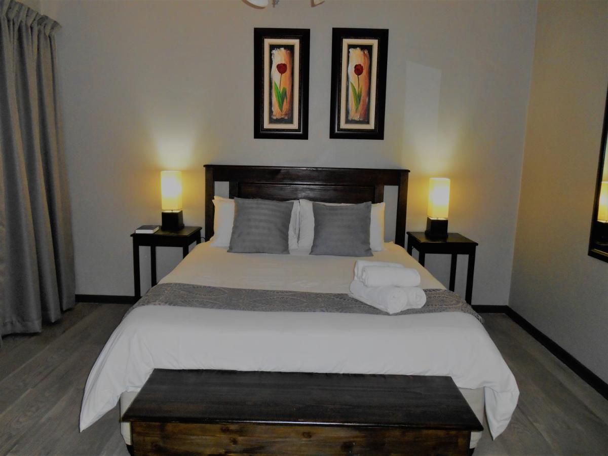Oakwood Lodge Bloemfontein Eksteriør billede