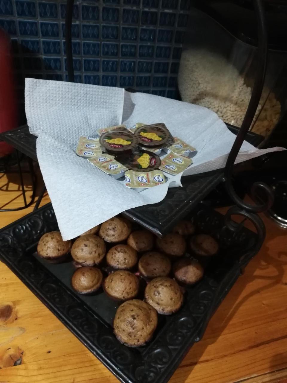 Oakwood Lodge Bloemfontein Eksteriør billede A selection of prepared and uncooked potatoes